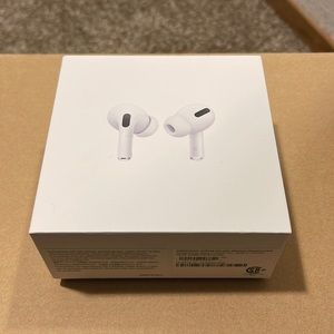 Used AirPods Pro with Wireless Charging Case